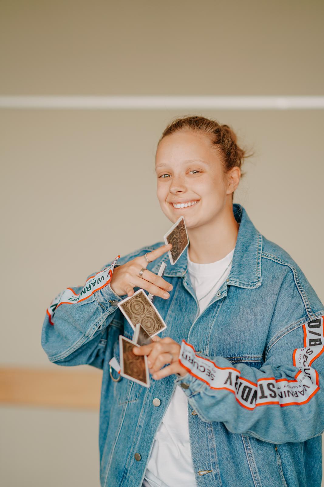 cover image of the news